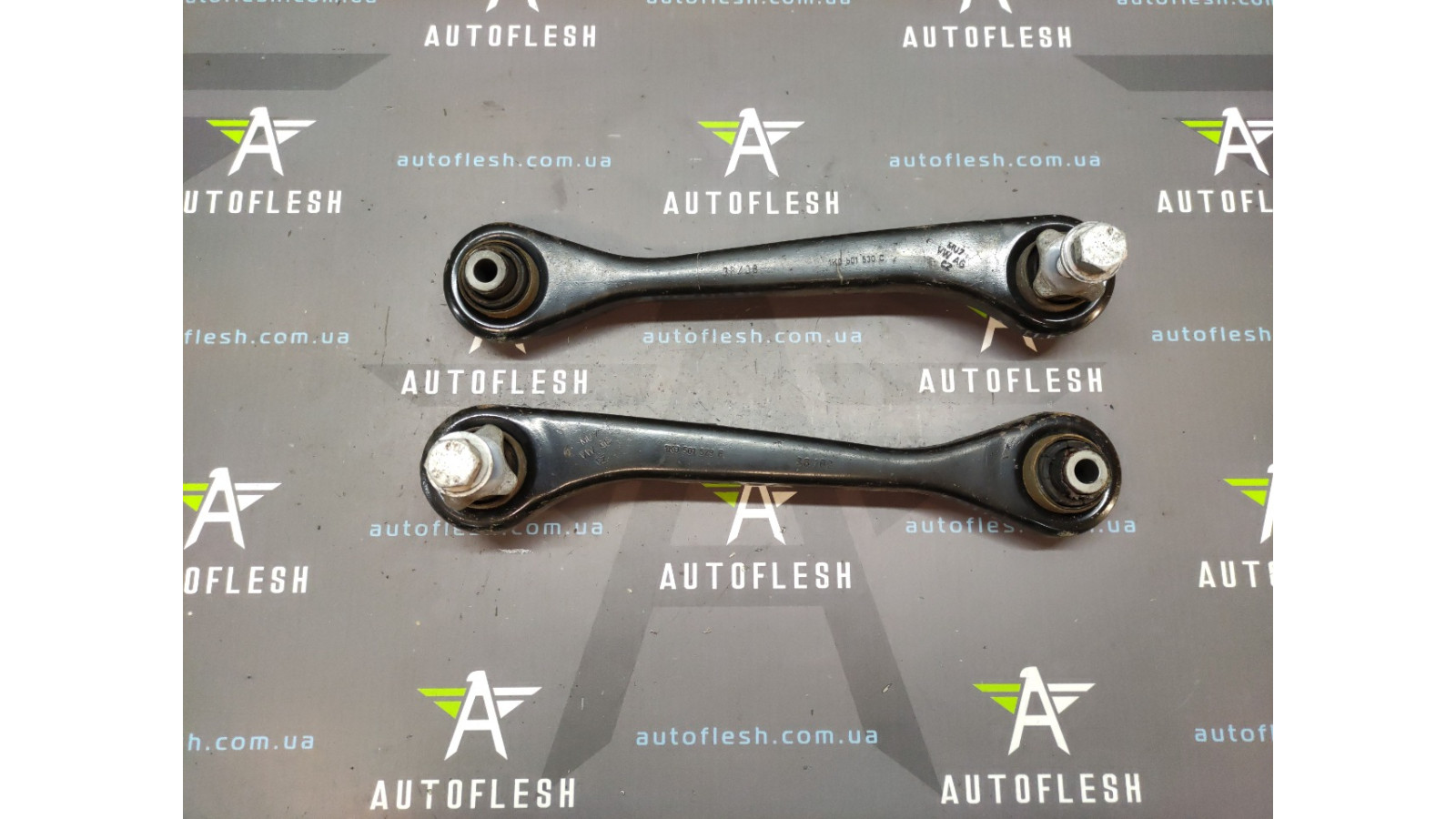 Б/у рычаг задней подвески 1K0501529F, 1K0501530C для Audi/ Seat/ Skoda/ Volkswagen Б/у рычаг задней подвески 1K0501529F, 1K0501530C для Audi/ Seat/ Skoda/ Volkswagen